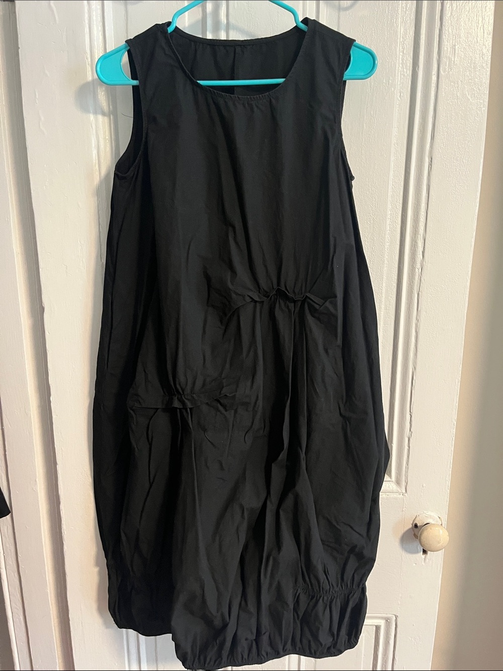Black Sleeveless Women's Bubble Dress with Pockets